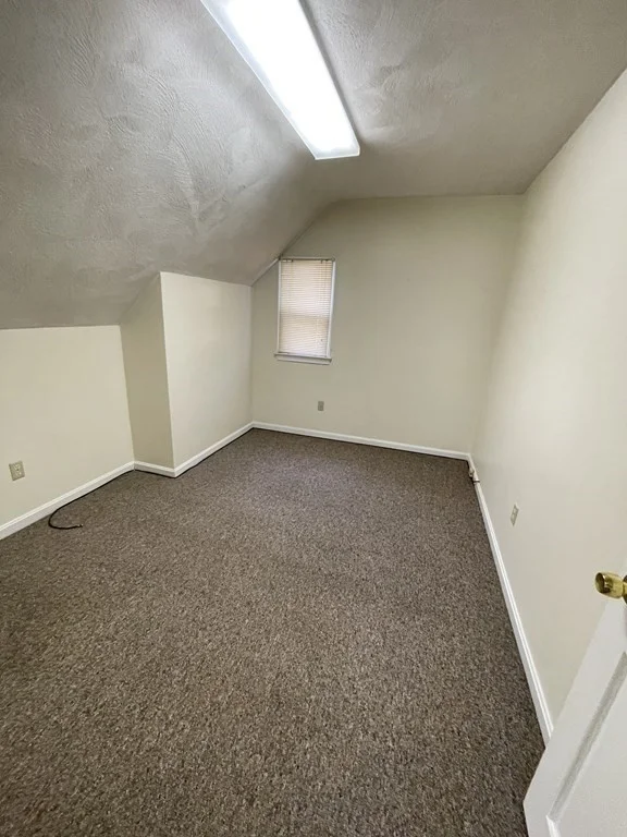 3 bed, 1 bath apartment for rent at 537 King St Unit 3, Littleton — photo 7 of 13