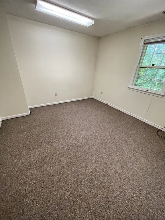 3 bed, 1 bath apartment for rent at 537 King St Unit 3, Littleton — photo 8 of 13
