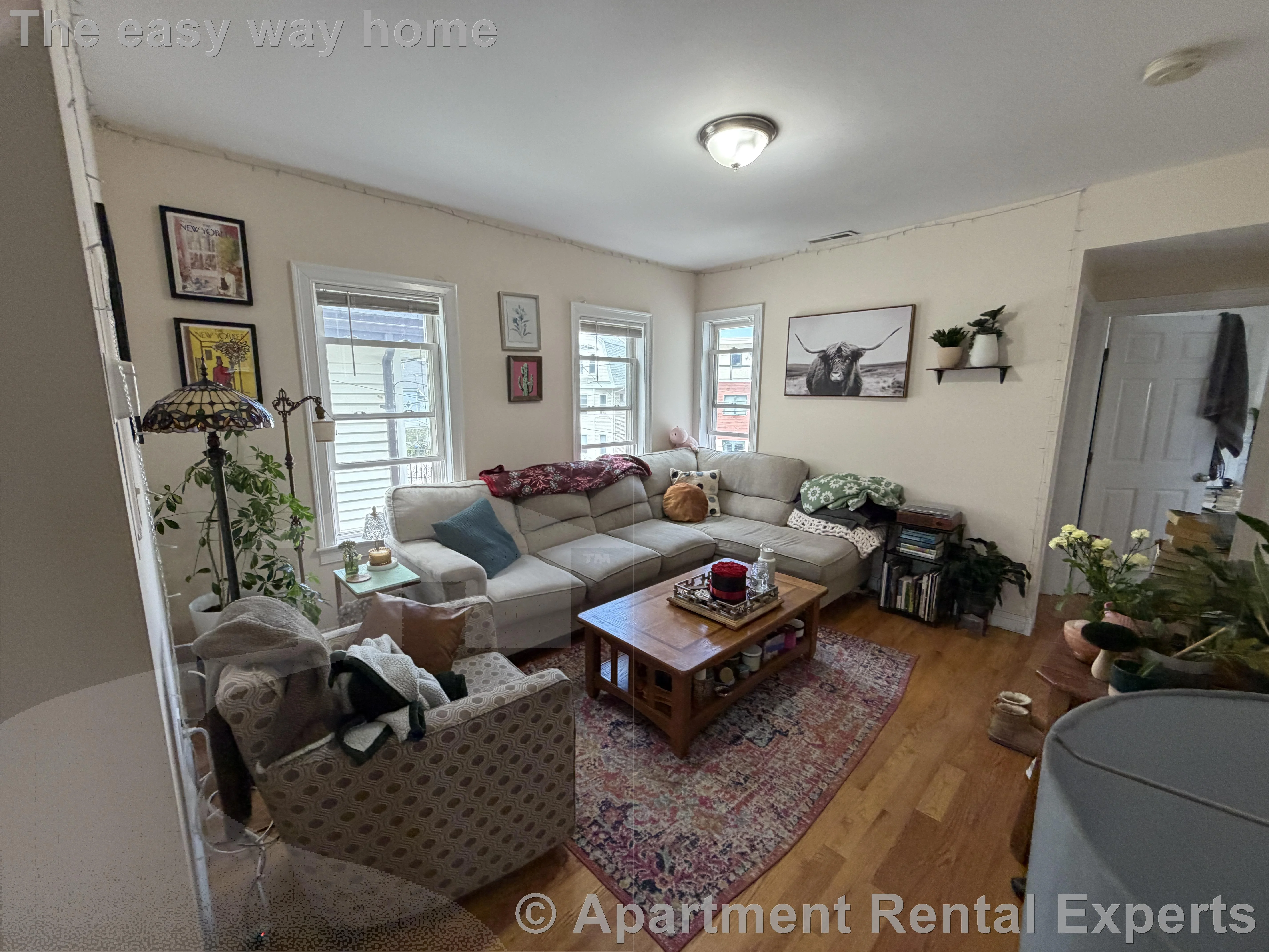 3 bed, 2 bath apartment for rent at 537 Main St Unit 2, Magoun Square — photo 1 of 22