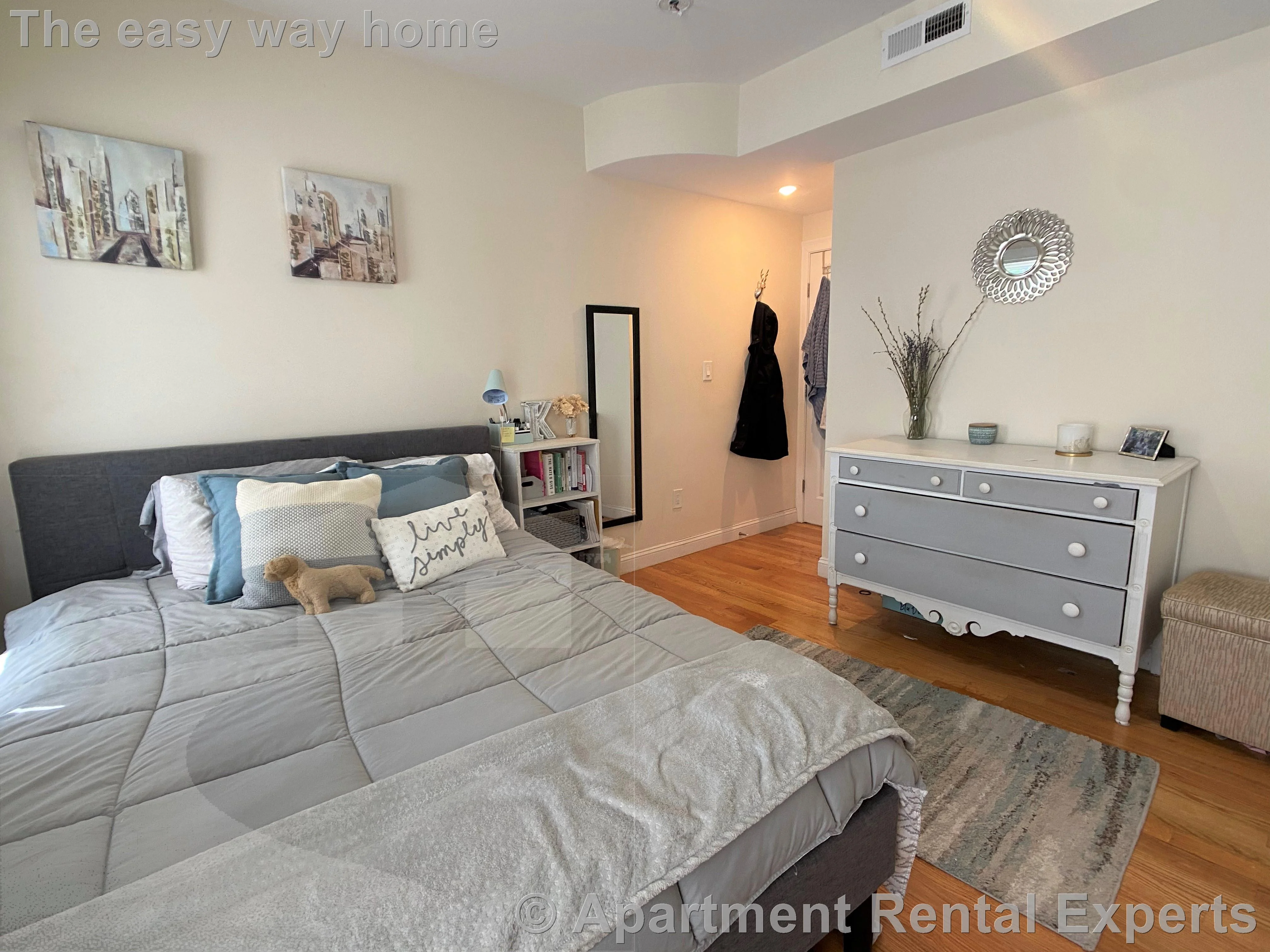 3 bed, 2 bath apartment for rent at 537 Main St Unit 2, Magoun Square — photo 14 of 22