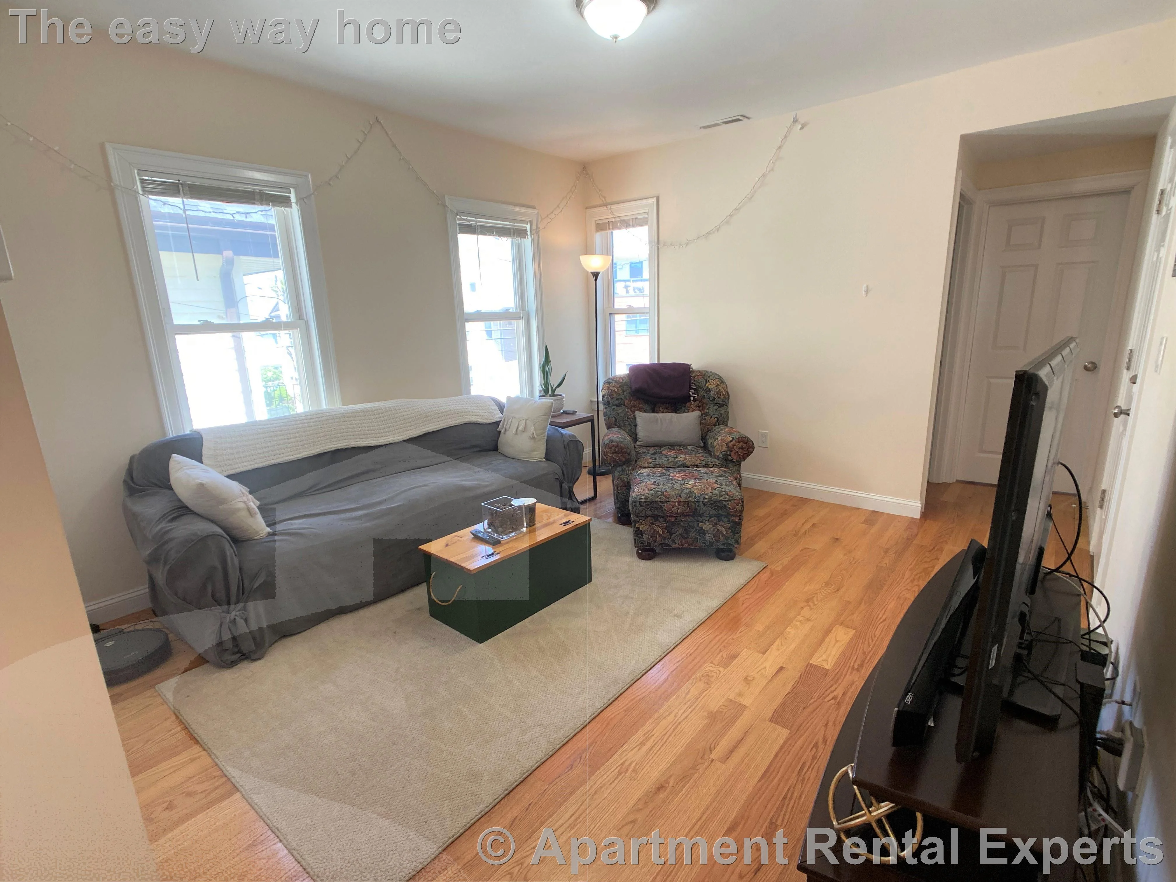 3 bed, 2 bath apartment for rent at 537 Main St Unit 2, Magoun Square — photo 9 of 22