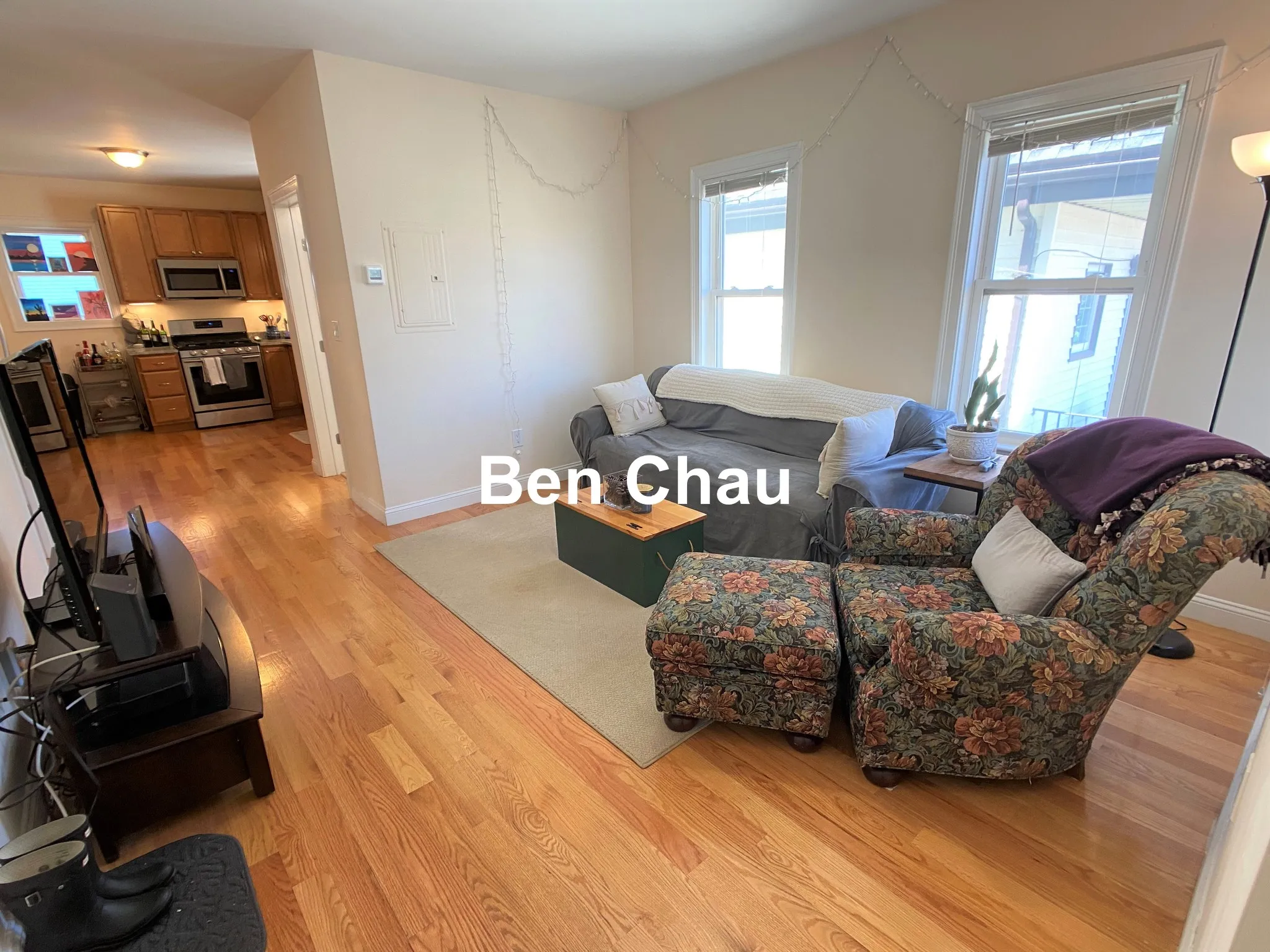 3 bed, 2 bath apartment for rent at 537 Main St Unit 2B, South Medford