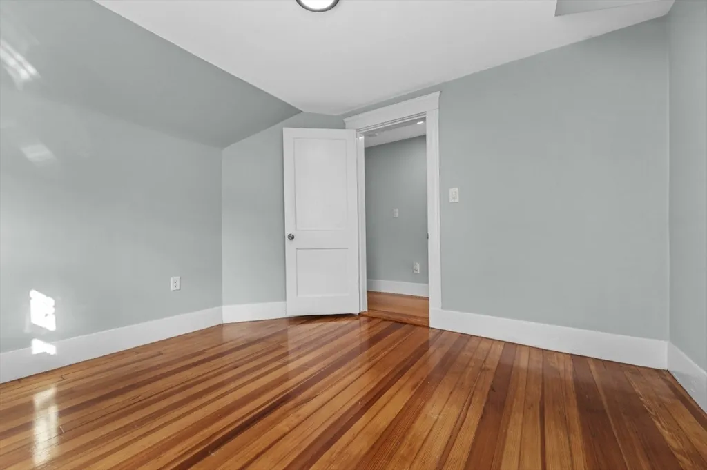 3 bed, 1 bath apartment for rent at 537 Park Ave, Revere — photo 15 of 16
