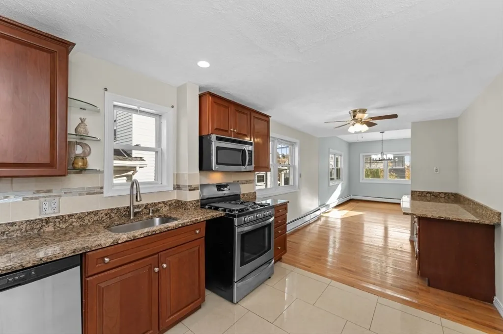 3 bed, 1 bath apartment for rent at 537 Park Ave, Revere — photo 8 of 16