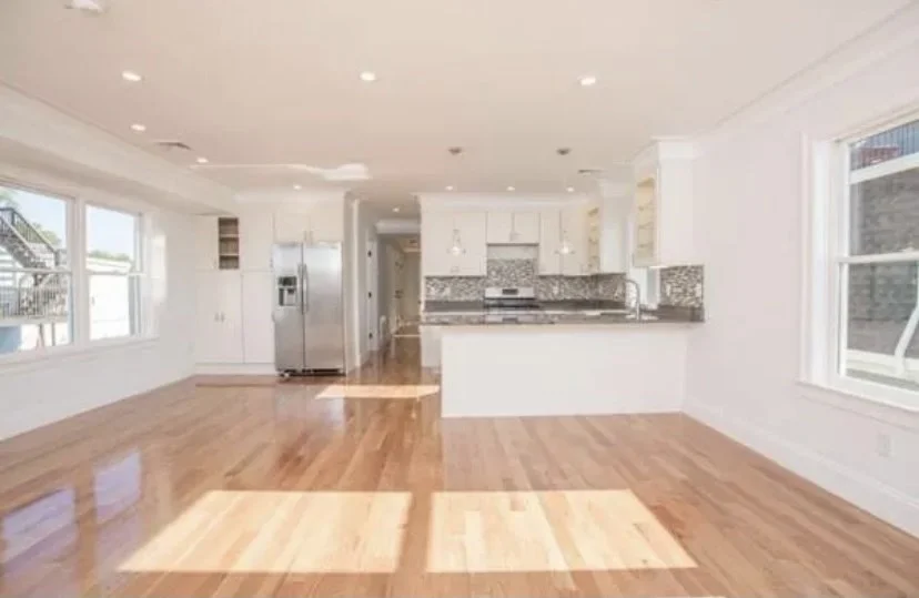 2 bed, 2 bath apartment for rent at 537 Sumner Unit 3, Boston