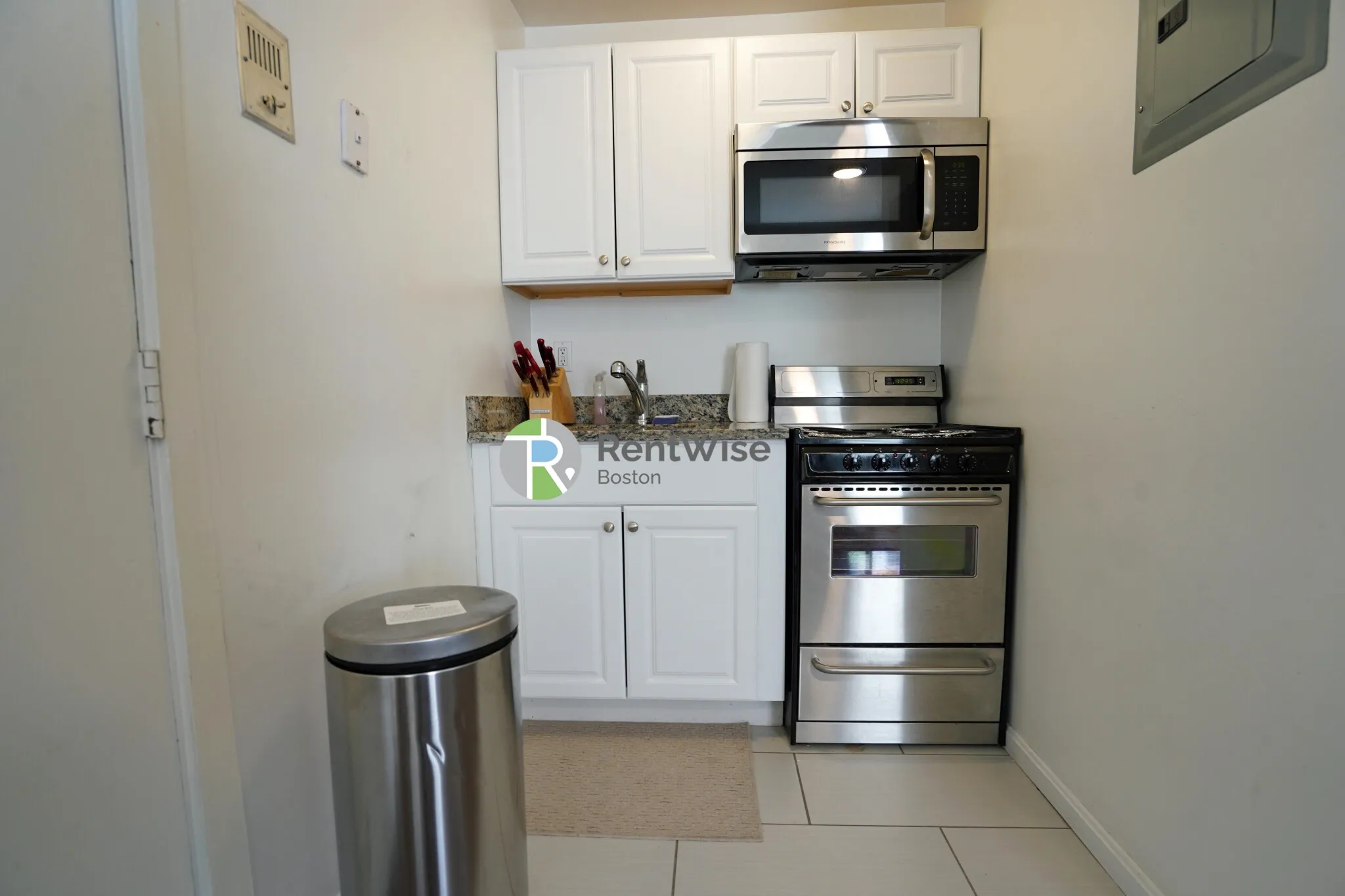 1 bed, 1 bath apartment for rent at 538 East Broadway Unit 5, South Boston — photo 10 of 21
