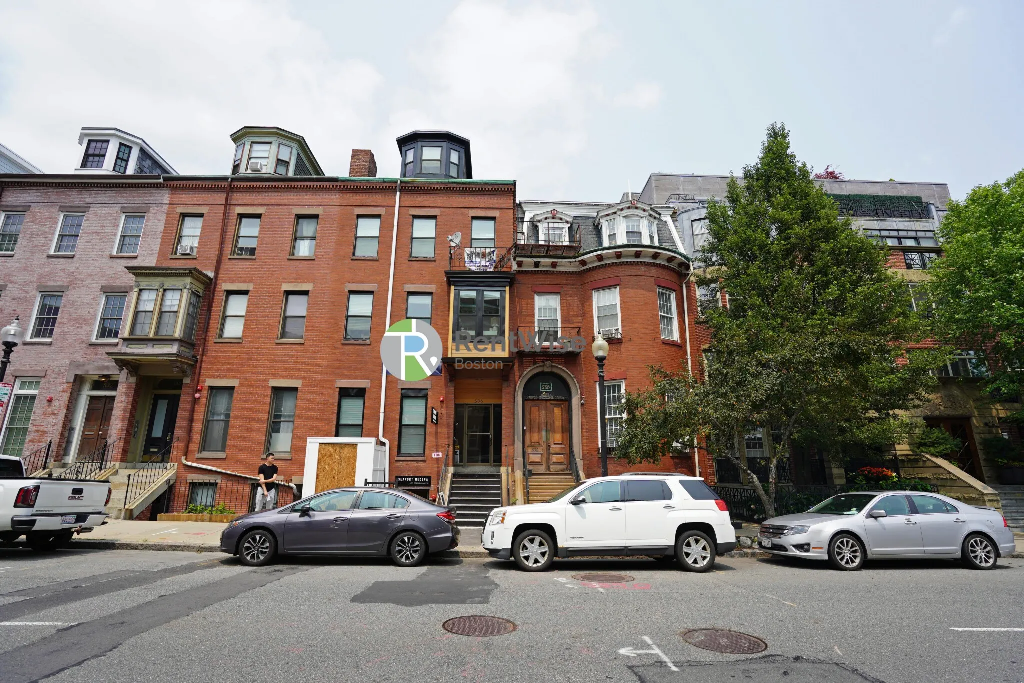 Studio bed, 1 bath apartment for rent at 538 East Broadway Unit 7, South Boston — photo 7 of 13