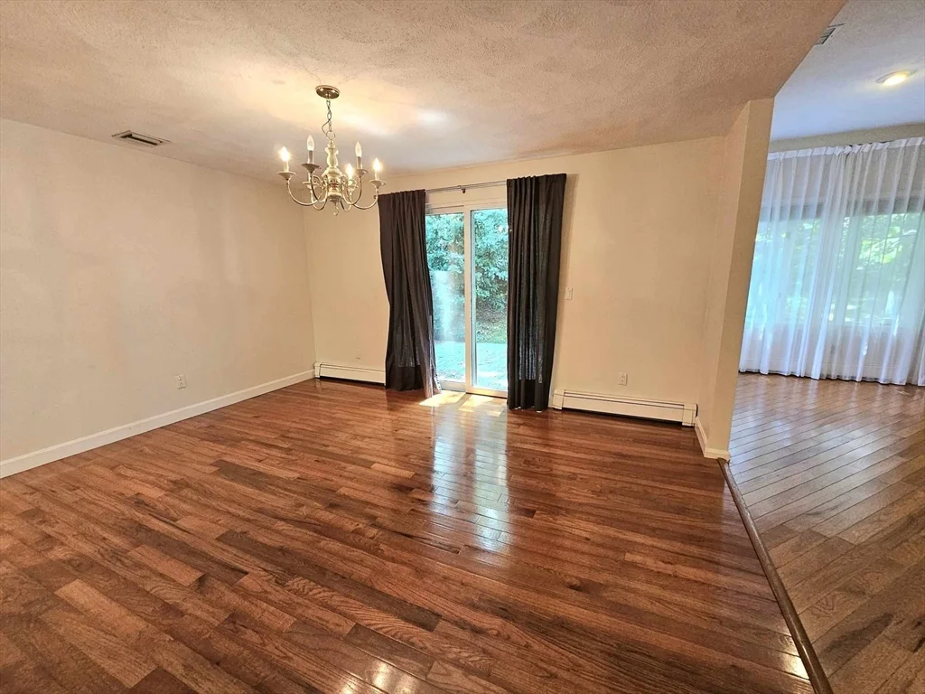 5 bed, 3 bath apartment for rent at 539 Worcester St Unit 539, Wellesley — photo 14 of 42
