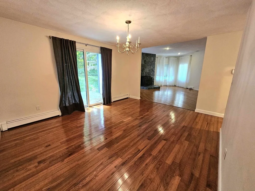 5 bed, 3 bath apartment for rent at 539 Worcester St Unit 539, Wellesley — photo 13 of 42