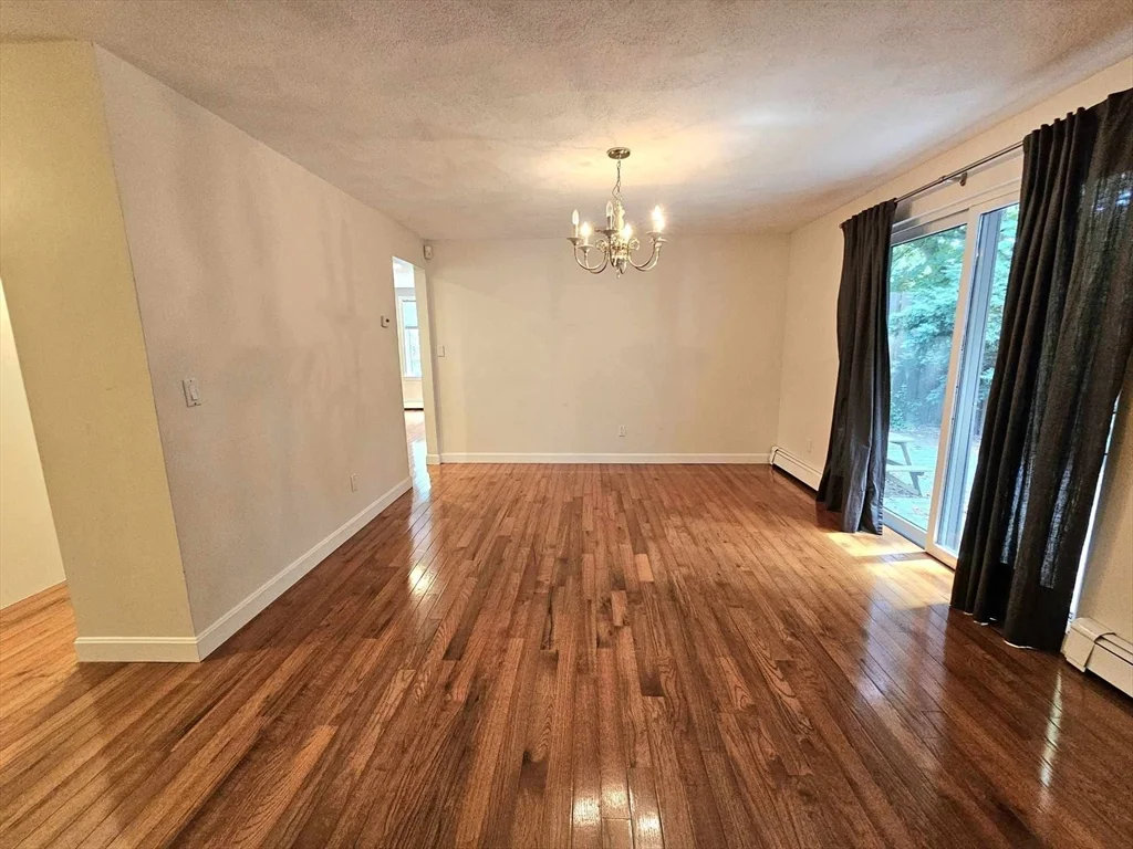 5 bed, 3 bath apartment for rent at 539 Worcester St Unit 539, Wellesley — photo 15 of 42