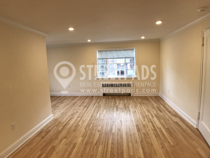 1 bed, 1 bath apartment for rent at 54 Alton Pl Unit 2, Coolidge Corner — photo 6 of 17