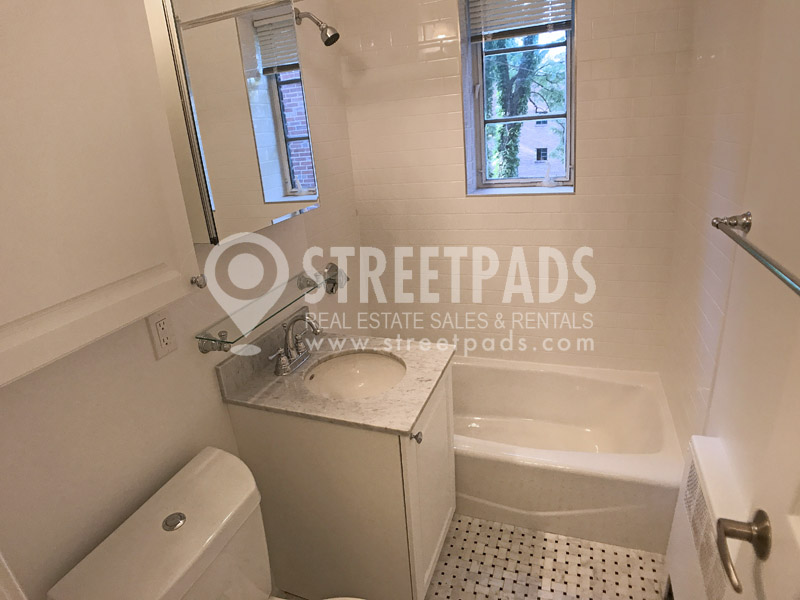 1 bed, 1 bath apartment for rent at 54 Alton Pl Unit 2, Coolidge Corner — photo 13 of 17