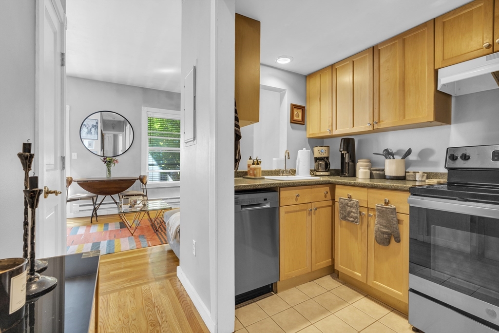 1 bed, 1 bath apartment for rent at 54 Appleton St Unit 2, South End — photo 5 of 11