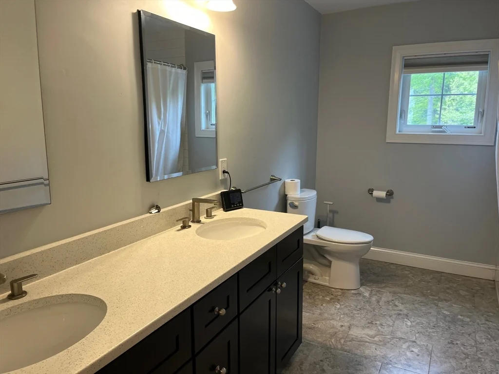 4 bed, 4+ bath apartment for rent at 54 Ashcroft Rd Unit 54, Sharon — photo 19 of 22