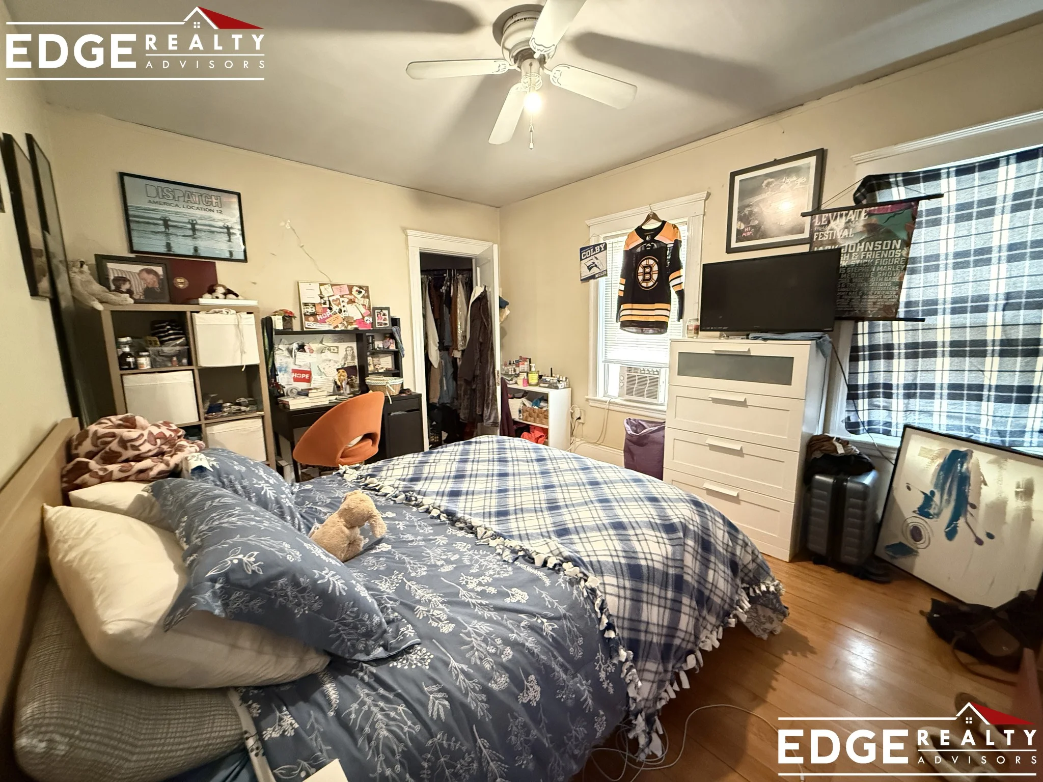 3 bed, 1 bath apartment for rent at 54 Atkins St Unit 2, Oak Square — photo 2 of 9