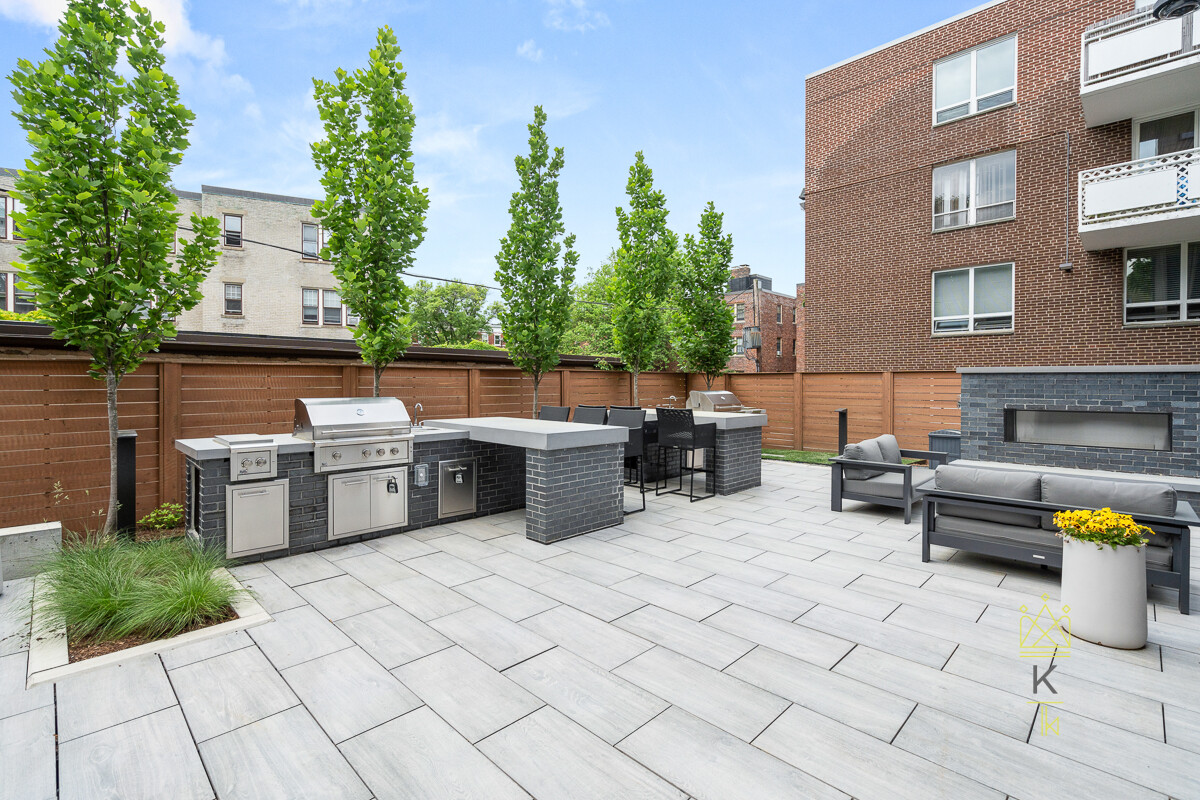 1 bed, 1 bath apartment for rent at 54 Auburn St Unit 202, Coolidge Corner — photo 16 of 20