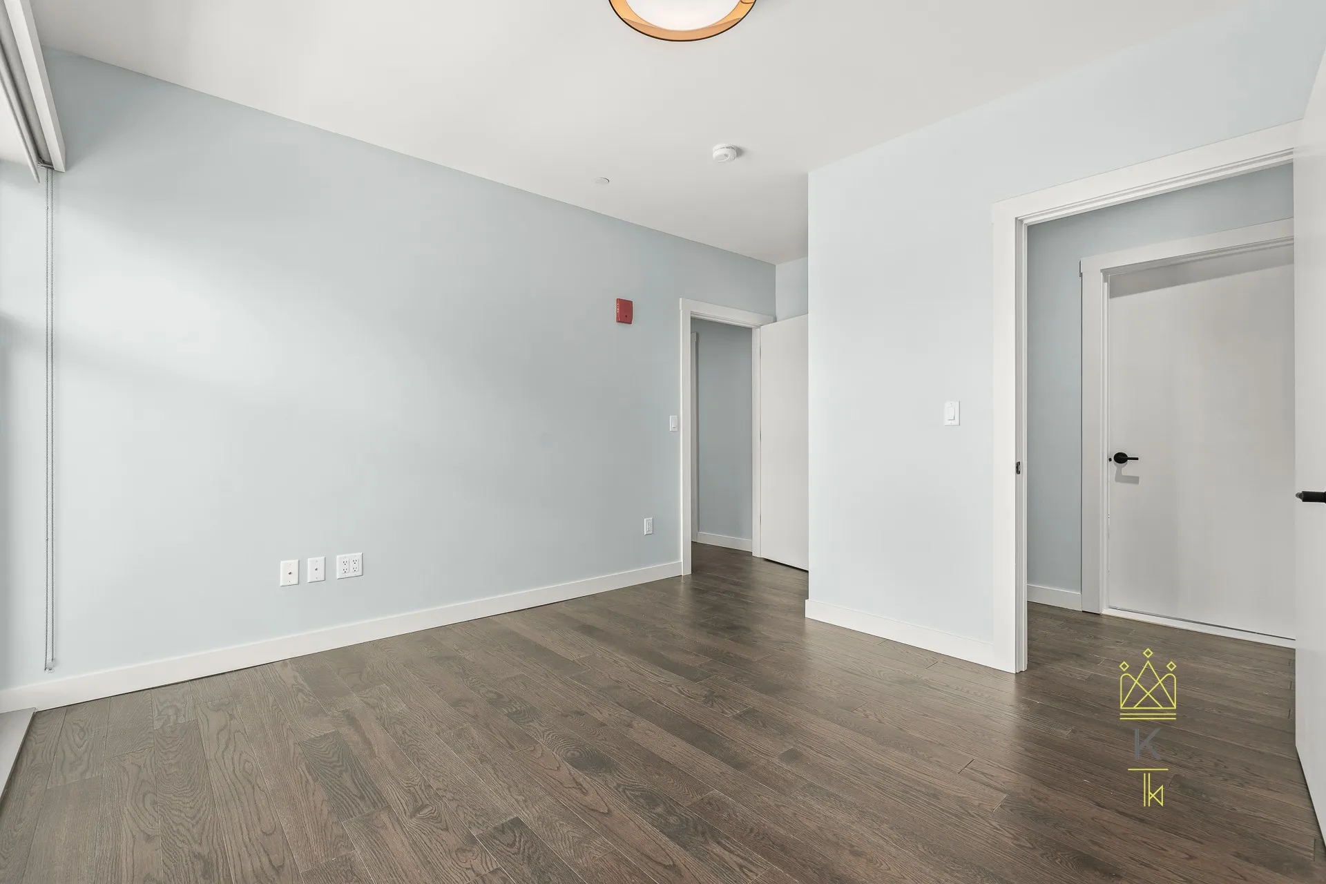 2 bed, 2 bath apartment for rent at 54 Auburn St Unit 400, Coolidge Corner — photo 7 of 16