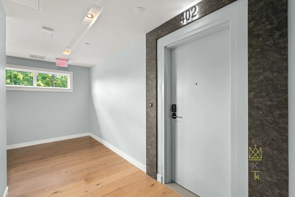 Studio bed, 1 bath apartment for rent at 54 Auburn Unit 402, Coolidge Corner — photo 1 of 11