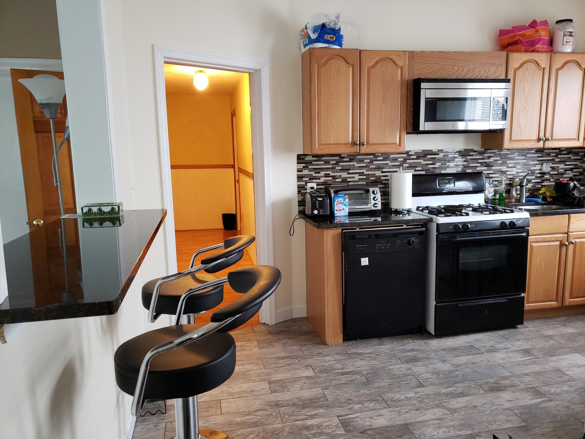 4 bed, 1.5 bath apartment for rent at 54 Beacon St Unit 2, Inman Square