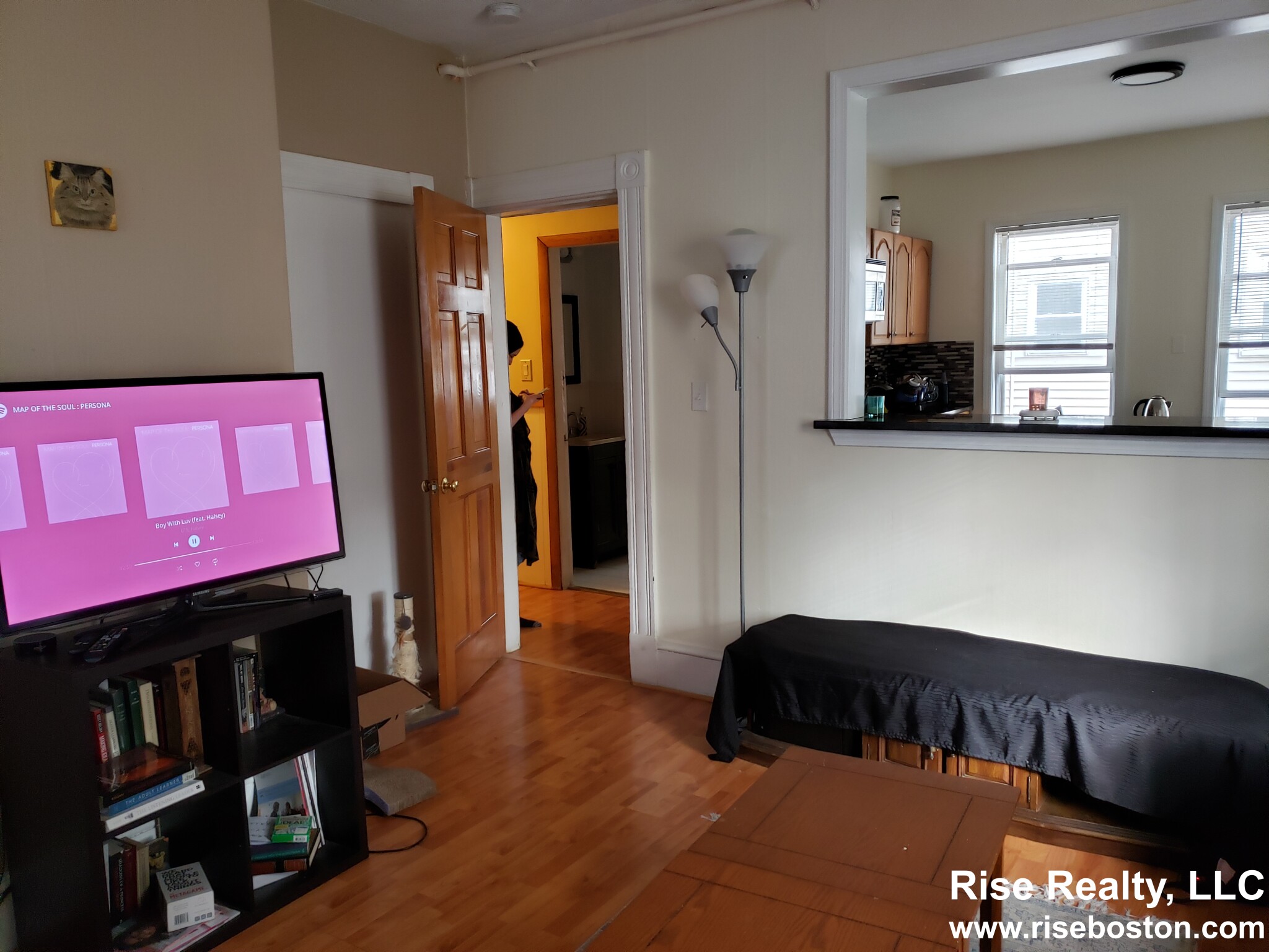 3 bed, 1.5 bath apartment for rent at 54 Beacon St Unit 3, Ward Two — photo 2 of 13