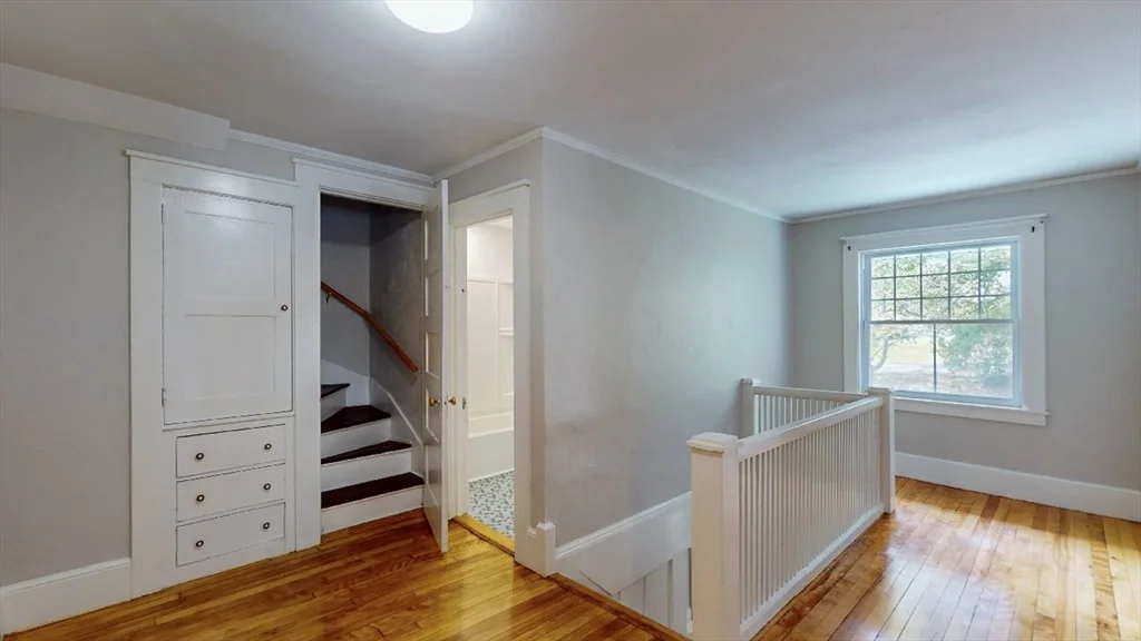 4 bed, 1 bath apartment for rent at 54 Beeching St Unit Left, Worcester — photo 23 of 26
