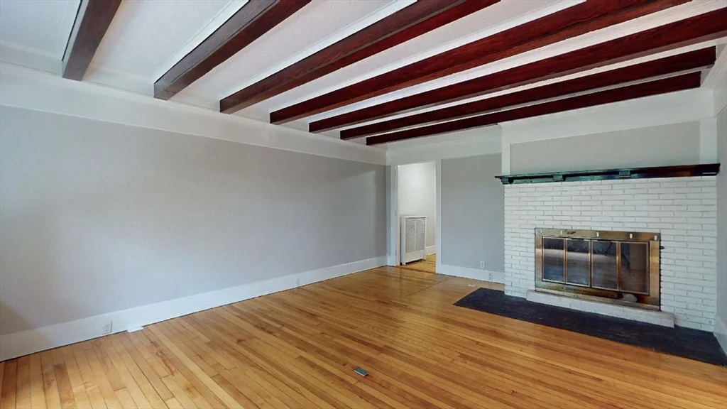 4 bed, 1 bath apartment for rent at 54 Beeching St Unit Left, Worcester — photo 12 of 26