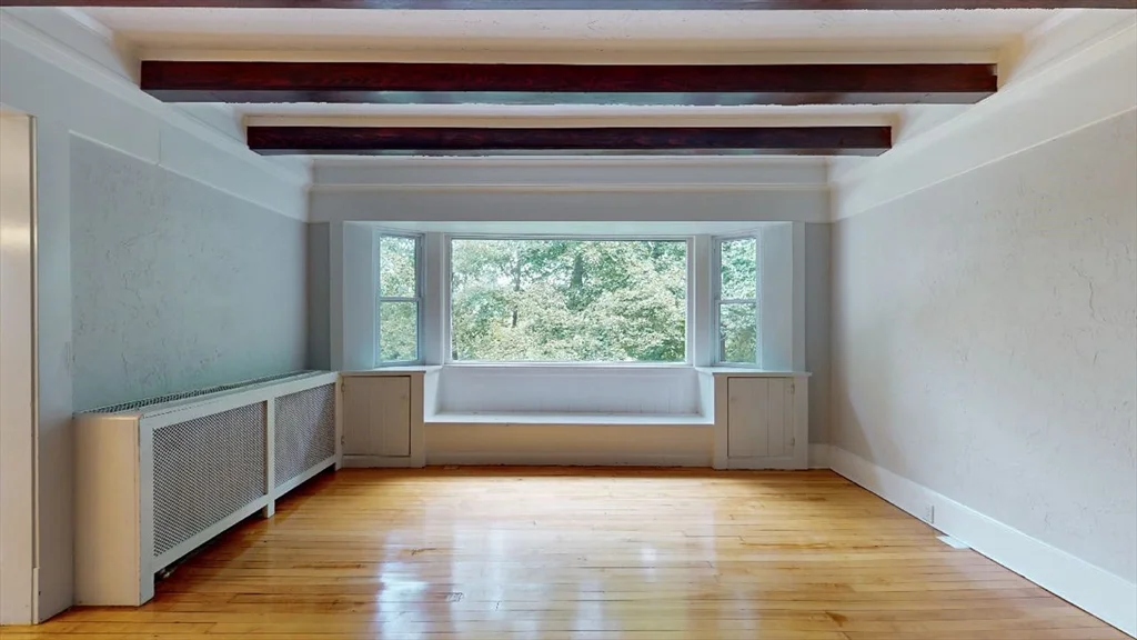 4 bed, 1 bath apartment for rent at 54 Beeching St Unit Left, Worcester — photo 13 of 26