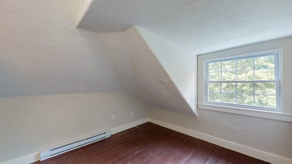 4 bed, 1 bath apartment for rent at 54 Beeching St Unit Left, Worcester — photo 26 of 26