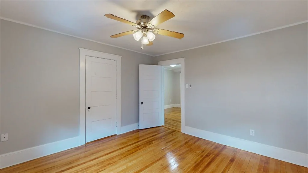 4 bed, 1 bath apartment for rent at 54 Beeching St Unit Left, Worcester — photo 18 of 26