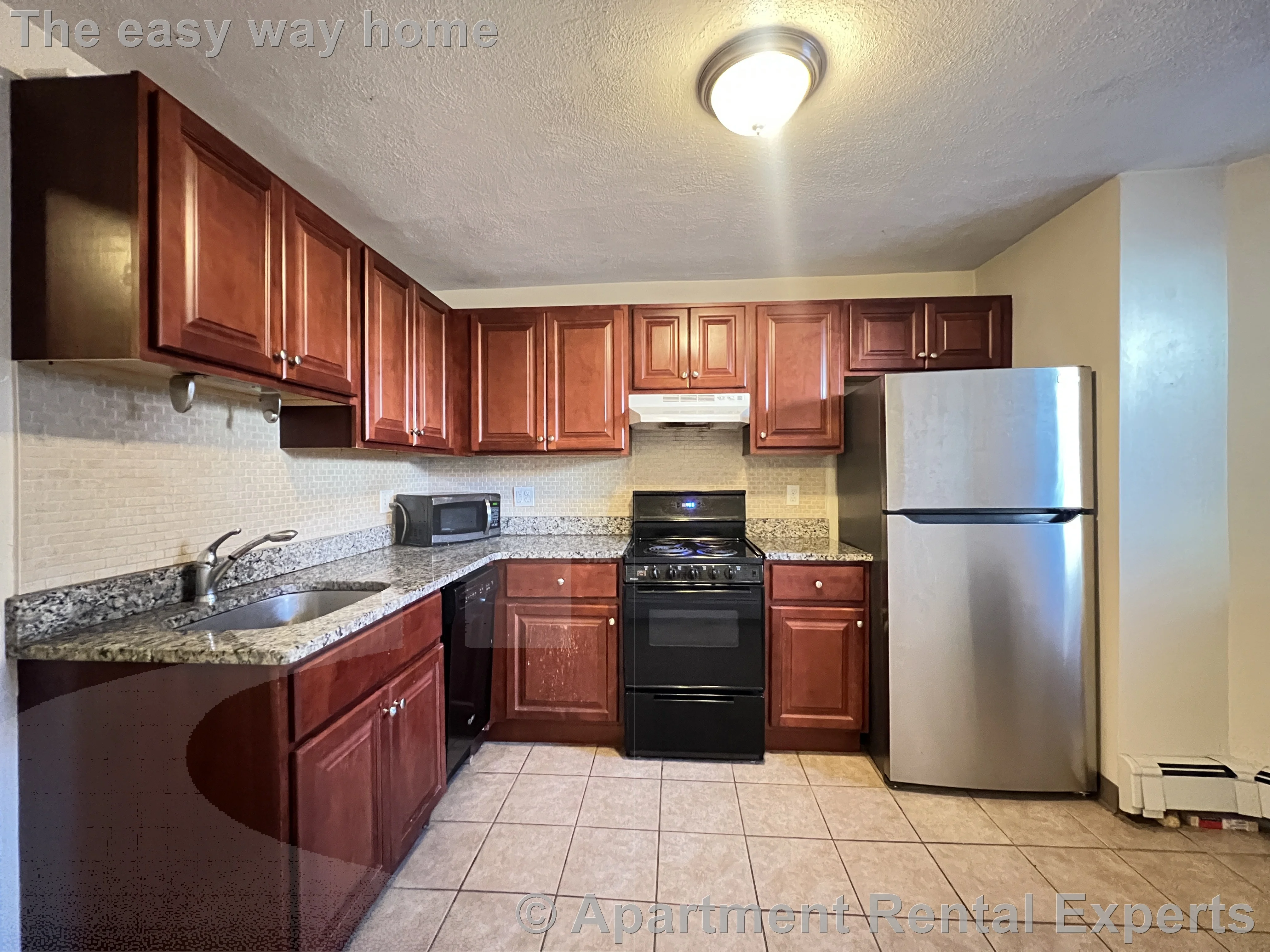 3 bed, 1 bath apartment for rent at 54 Bishop Allen Dr Unit 1, Central Square — photo 6 of 18