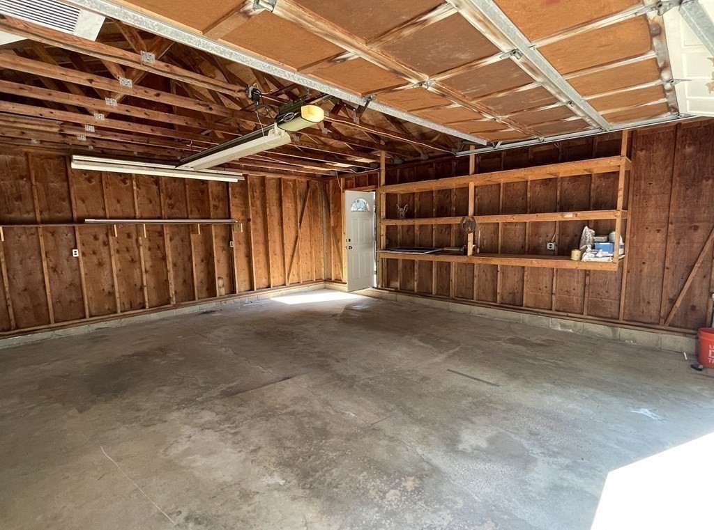 3 bed, 1 bath apartment for rent at 54 Blackmer Rd, Sudbury — photo 16 of 16