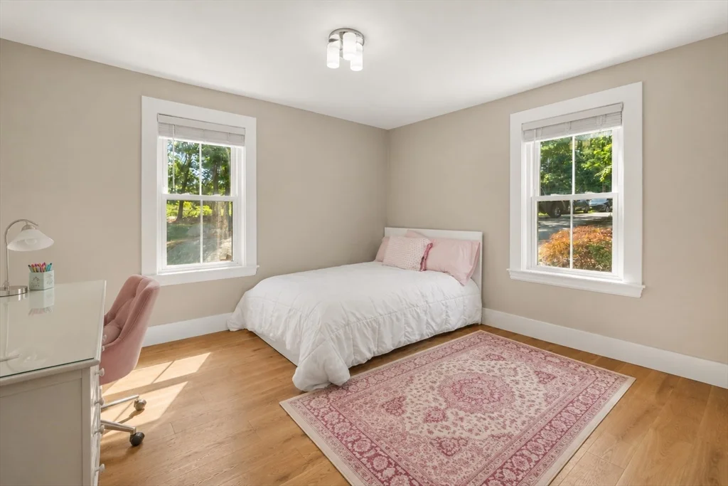 4 bed, 2 bath apartment for rent at 54 Canterbury Unit B, Hingham — photo 15 of 29