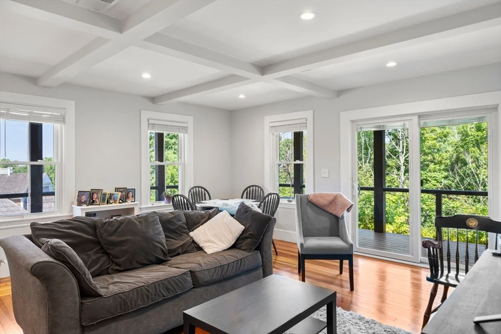 4 bed, 2 bath apartment for rent at 54 Canterbury Unit B, Hingham — photo 11 of 29