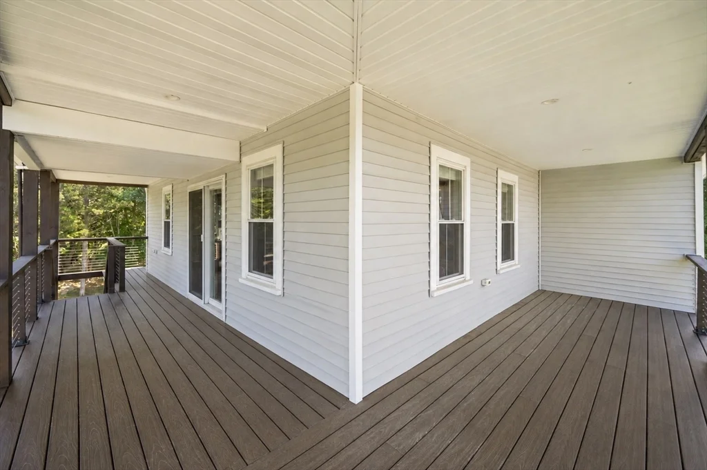 4 bed, 2 bath apartment for rent at 54 Canterbury Unit B, Hingham — photo 13 of 29