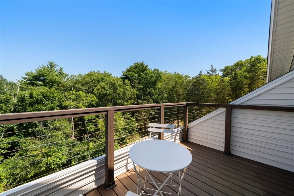 4 bed, 2 bath apartment for rent at 54 Canterbury Unit B, Hingham — photo 25 of 29