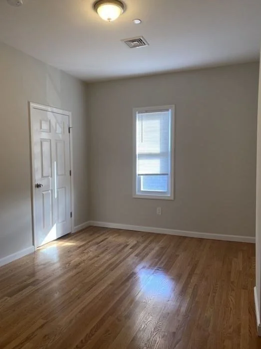 3 bed, 1 bath apartment for rent at 54 Cary Unit 5, Chelsea — photo 8 of 12