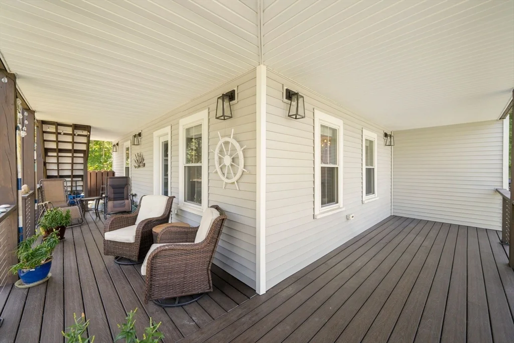 2 bed, 2 bath apartment for rent at 54 Caterbury Unit A, Hingham — photo 17 of 28