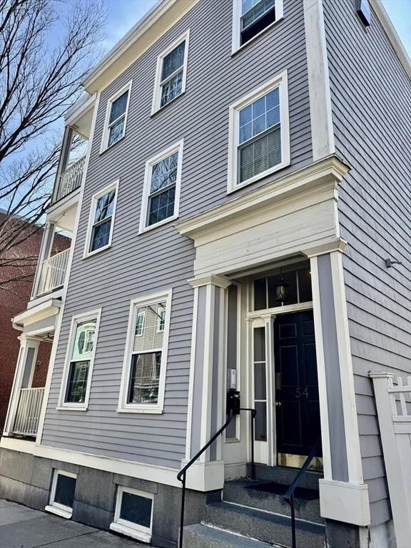 2 bed, 2 bath apartment for rent at 54 Chestnut St Unit 1, Charlestown — photo 1 of 14
