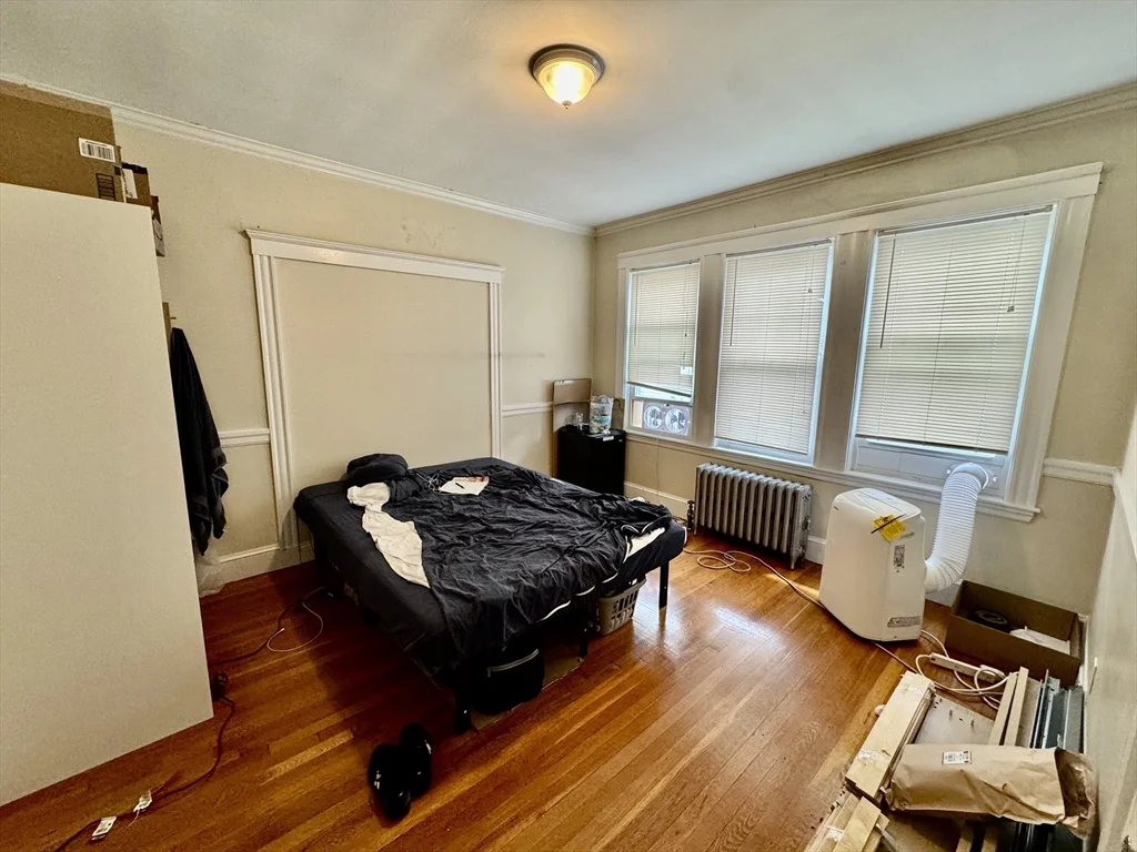 4 bed, 1 bath apartment for rent at 54 Clark St Unit 2, Medford — photo 12 of 24
