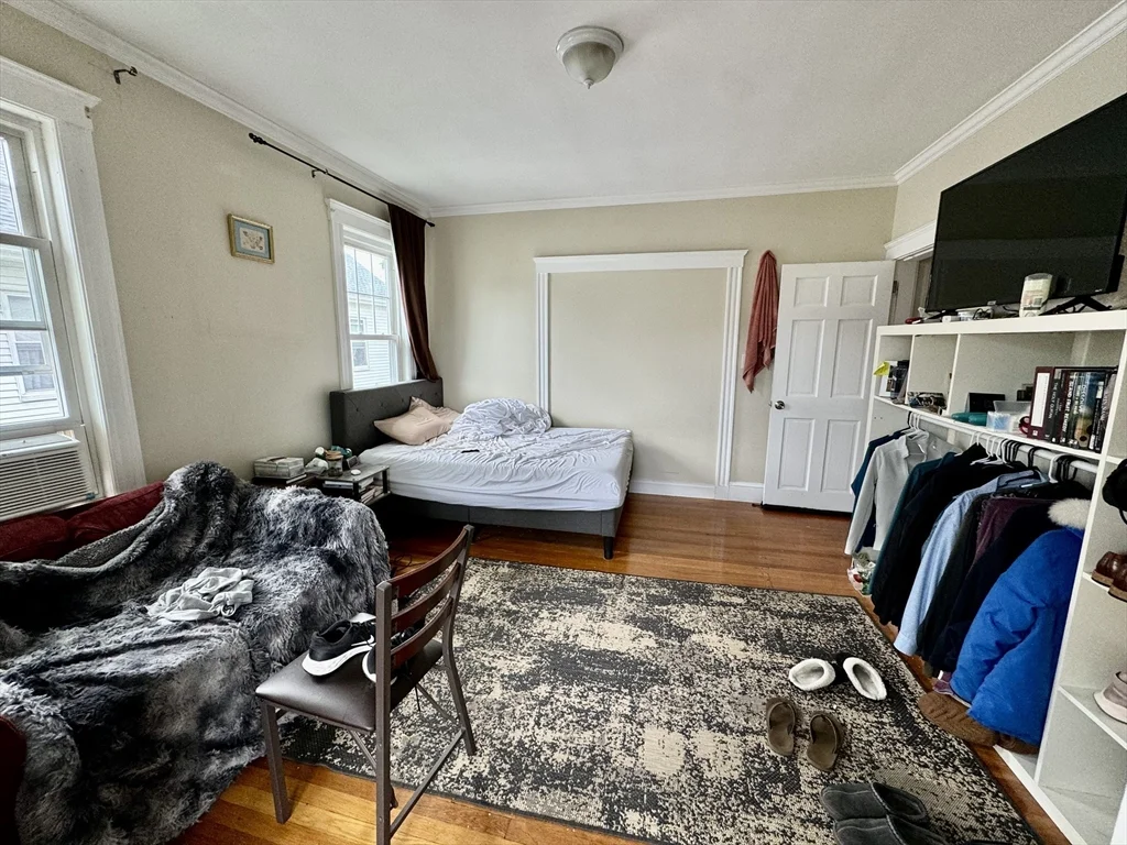 4 bed, 1 bath apartment for rent at 54 Clark St Unit 2, Medford — photo 8 of 24