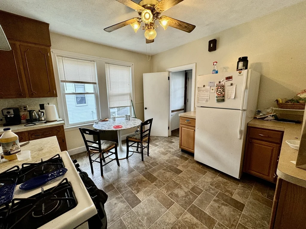 4 bed, 1 bath apartment for rent at 54 Clark St Unit 2, Medford — photo 3 of 24