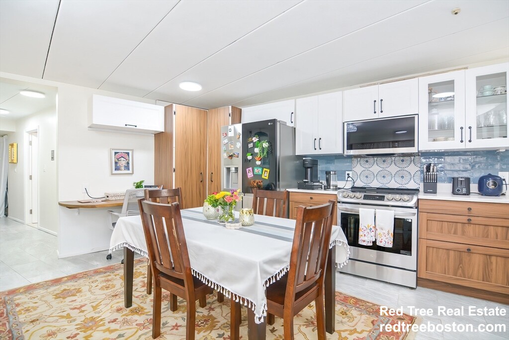 2 bed, 2 bath apartment for rent at 54 Concord Ave Unit 102, Observatory Hill — photo 2 of 14