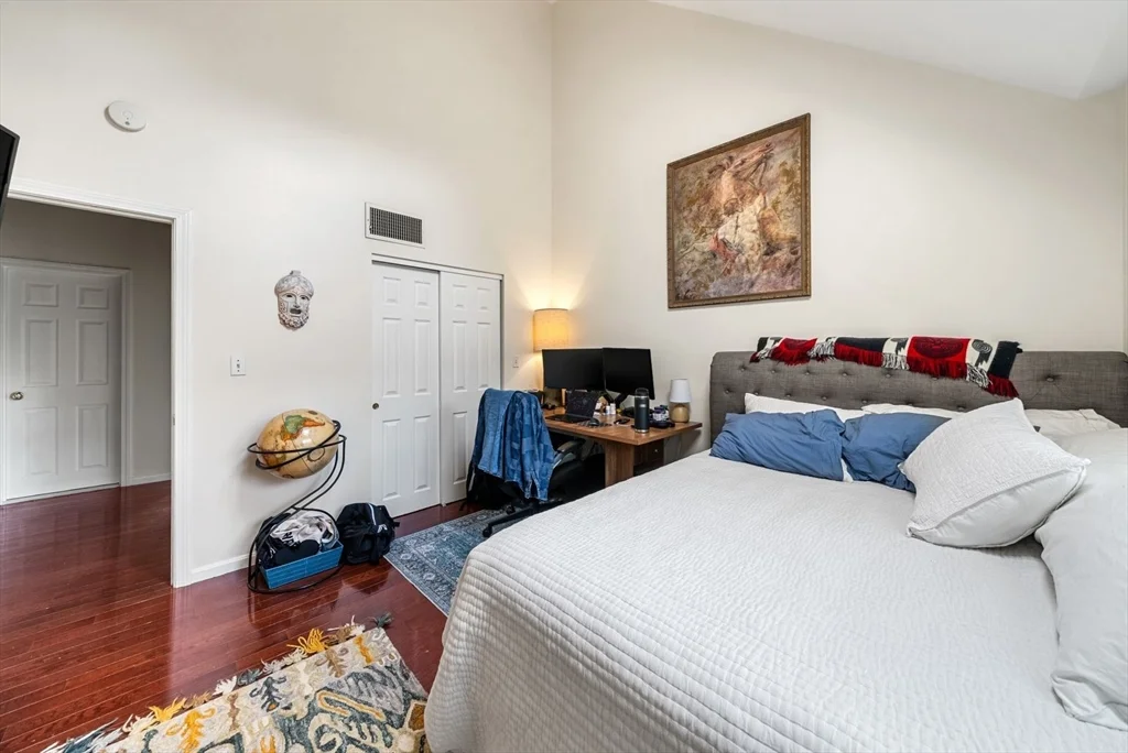 2 bed, 1 bath apartment for rent at 54 Crescent Ave Unit L, Dorchester — photo 14 of 28