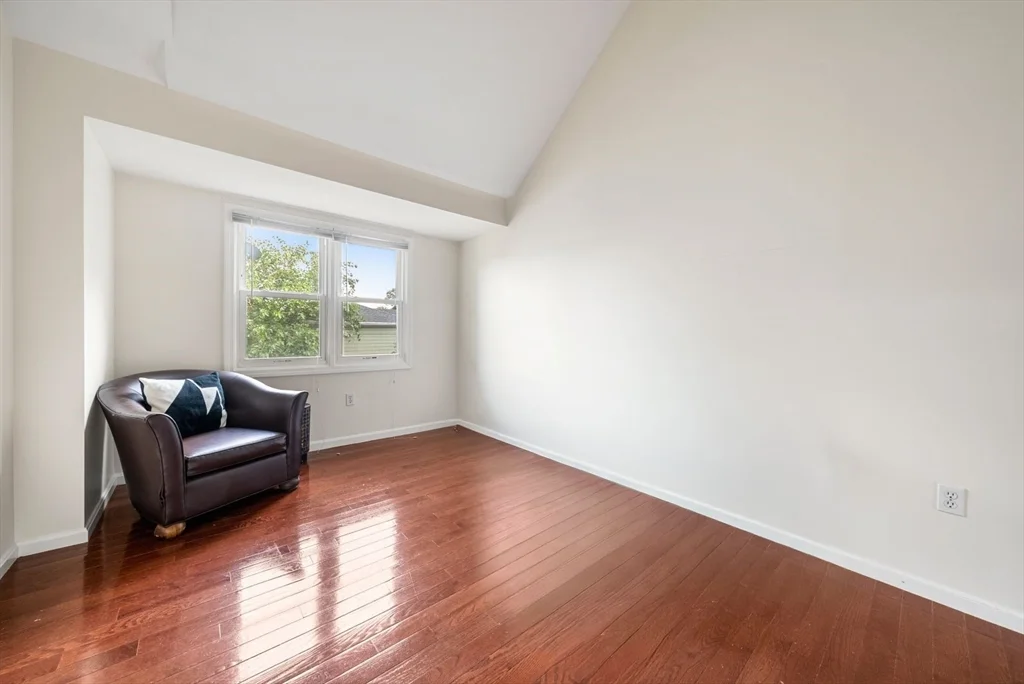 2 bed, 1 bath apartment for rent at 54 Crescent Ave Unit L, Dorchester — photo 17 of 28