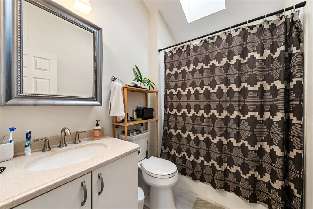2 bed, 1 bath apartment for rent at 54 Crescent Ave Unit L, Dorchester — photo 16 of 28