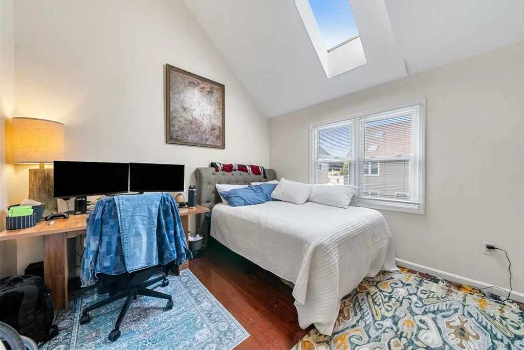 2 bed, 1 bath apartment for rent at 54 Crescent Ave Unit L, Dorchester — photo 15 of 28