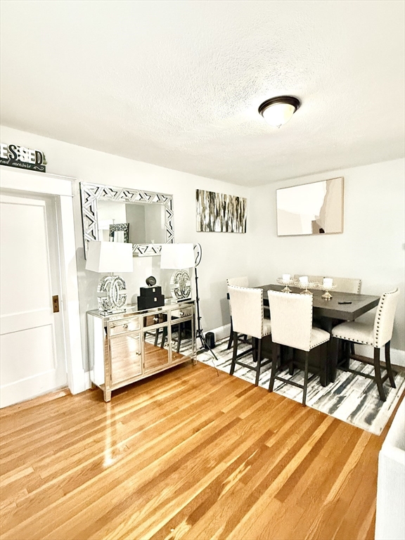 3 bed, 1 bath apartment for rent at 54 Draper St Unit 0, Forest Park — photo 8 of 17
