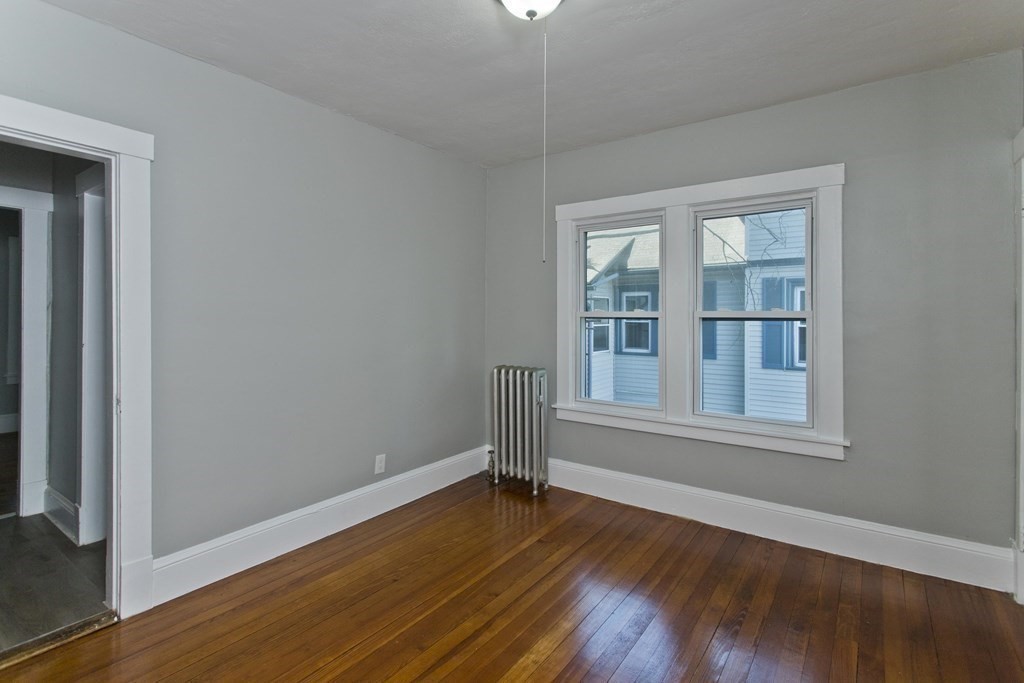 3 bed, 1 bath apartment for rent at 54 Draper St Unit 0, Forest Park — photo 14 of 17