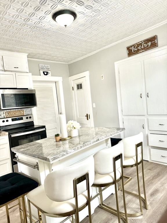 3 bed, 1 bath apartment for rent at 54 Draper St Unit 0, Forest Park — photo 10 of 17