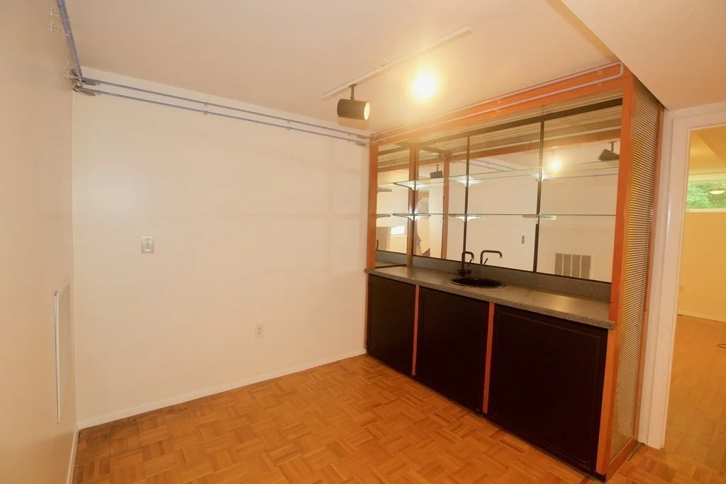 4 bed, 2 bath apartment for rent at 54 Drumlin Rd, Newton — photo 10 of 13